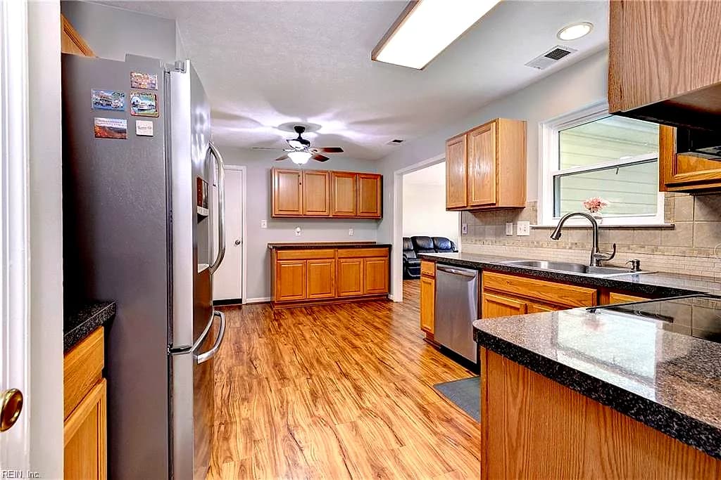 4304 Teakwood DR, WILLIAMSBURG VA 23188 thumb 11
