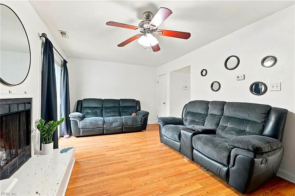 3204 Clover RD E, CHESAPEAKE VA 23321 thumb 6