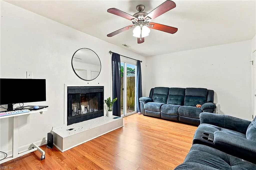 3204 Clover RD E, CHESAPEAKE VA 23321 thumb 7