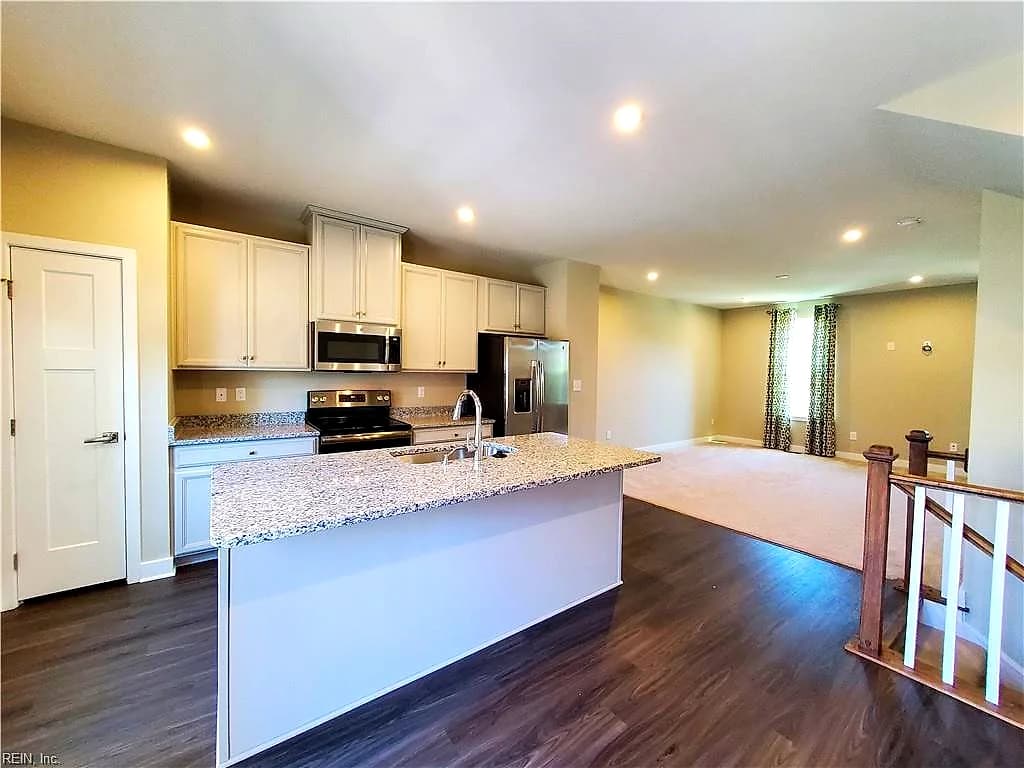 1807 Yardarm WAY, CHESAPEAKE VA 23323 thumb 6