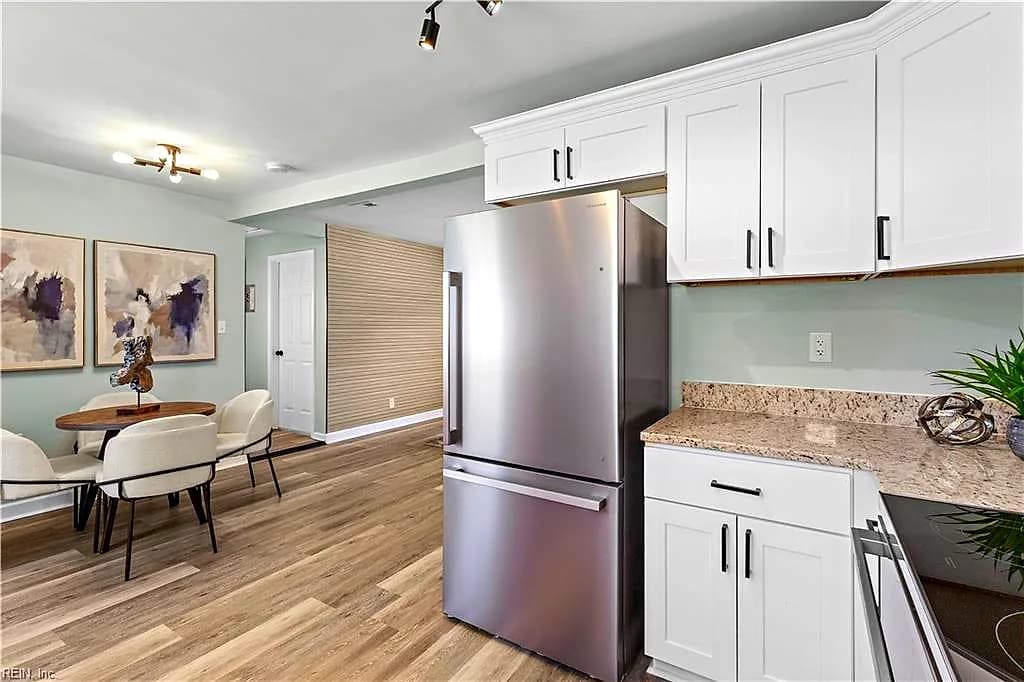 2526 Heutte DR, NORFOLK VA 23518 thumb 11