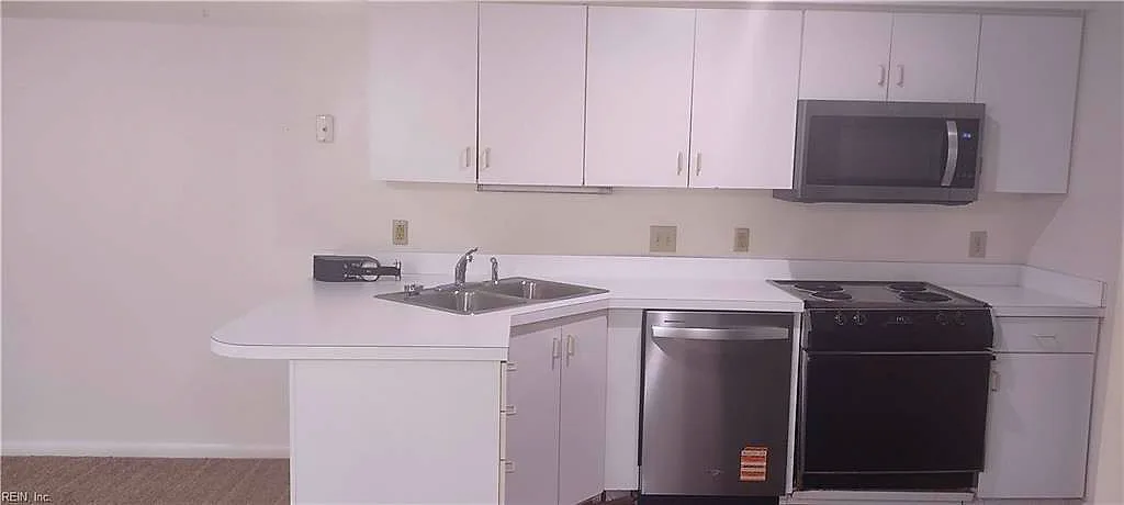 6 Ridgewood PW #E, NEWPORTNEWS VA 23602 - Photo 4