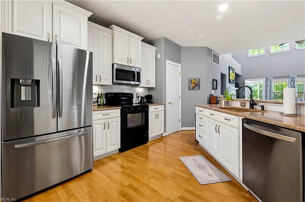 5804 Woodstock PT, VIRGINIABEACH VA 23464 thumb 8