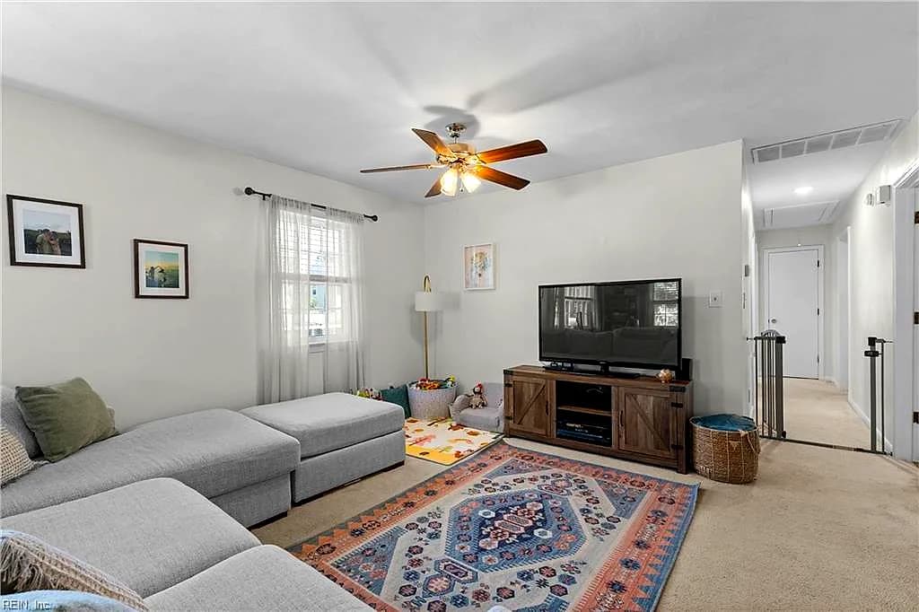 1941 Lockard AVE, CHESAPEAKE VA 23320 thumb 9