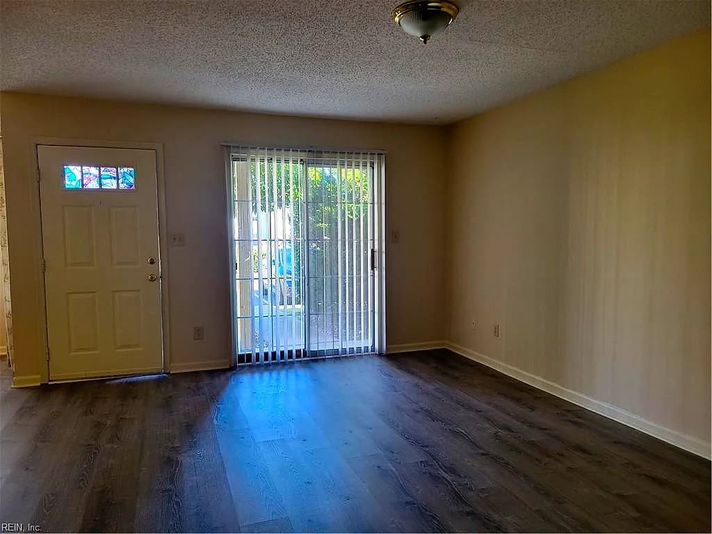 3545 BRIGITA CT, VIRGINIABEACH VA 23453 - Photo 3