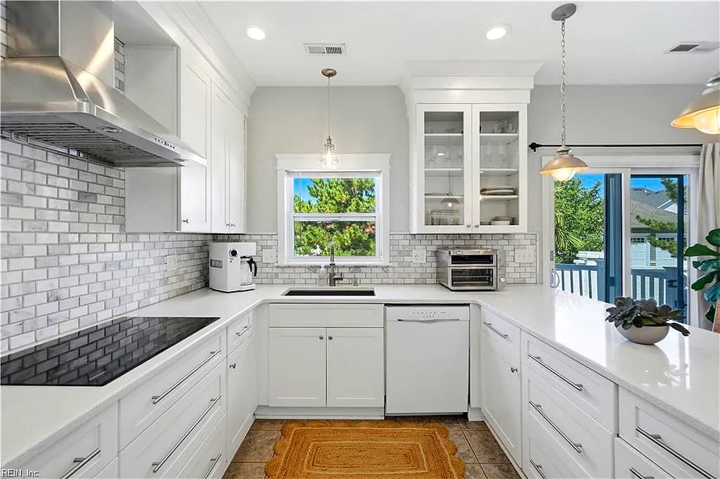 5049 Ocean WAY, NORFOLK VA 23518 thumb 11
