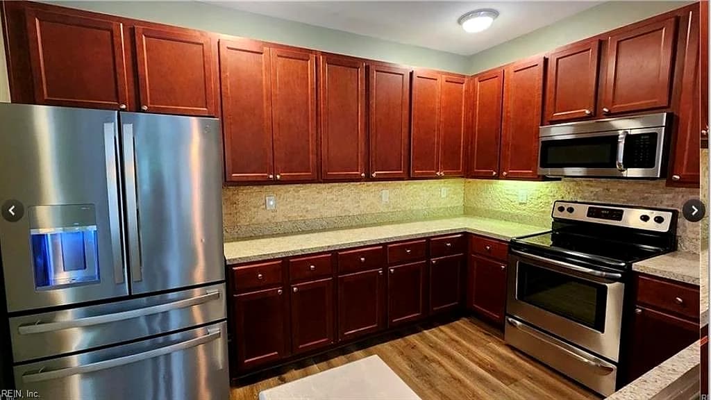 2462 Leytonstone DR, CHESAPEAKE VA 23321 thumb 8