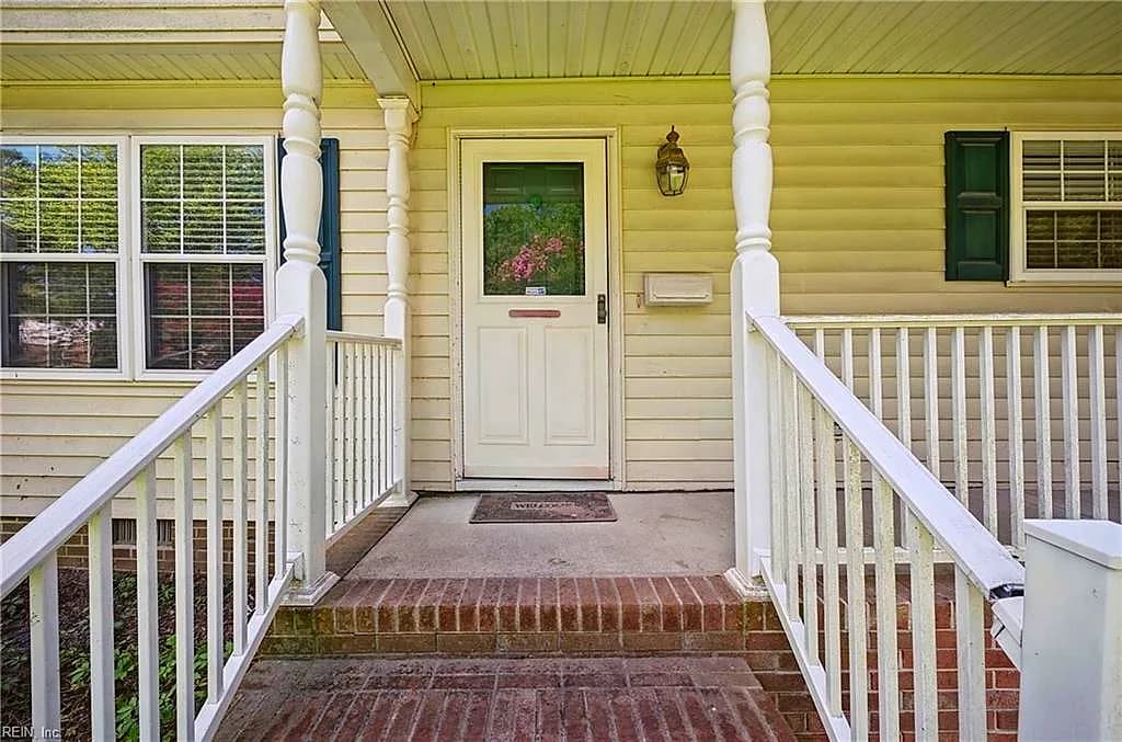 68 Sweetbriar DR, NEWPORTNEWS VA 23606 - Photo 3