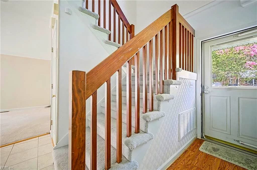 68 Sweetbriar DR, NEWPORTNEWS VA 23606 - Photo 5