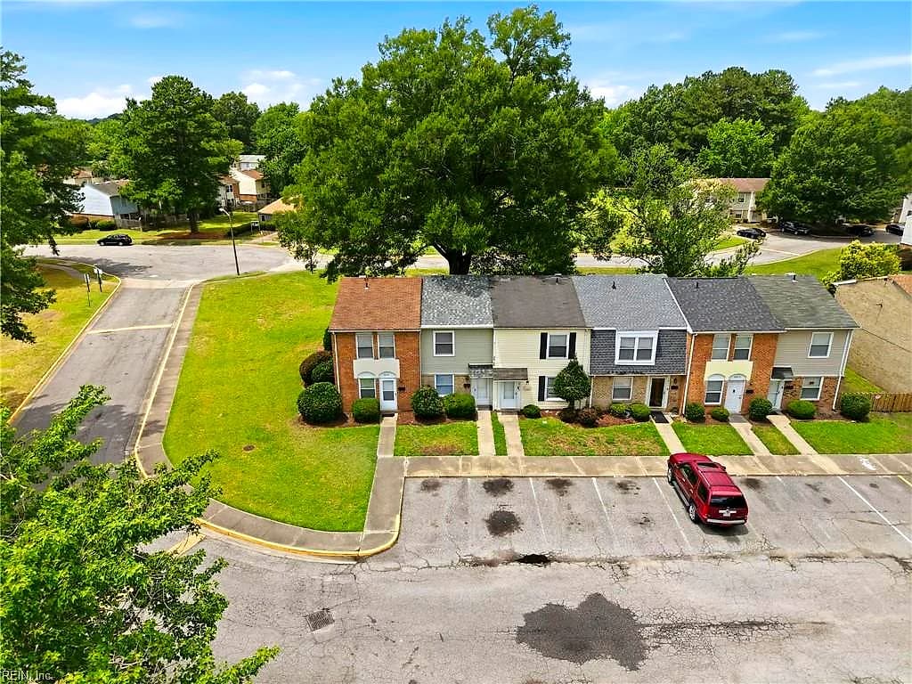 1677 Darren CIR, PORTSMOUTH VA 23701 - Photo 5