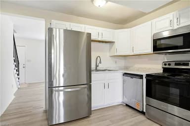 1677 Darren CIR, PORTSMOUTH VA 23701 thumb 8