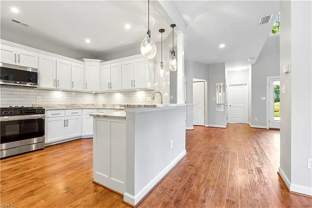 812 E Willow Point PL, NEWPORTNEWS VA 23602 thumb 12