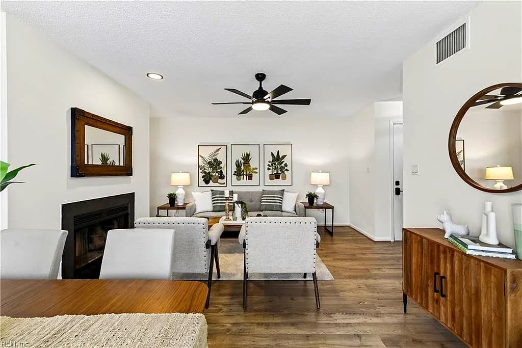 616 Shoreham CT #104, VIRGINIABEACH VA 23451 - Photo 5