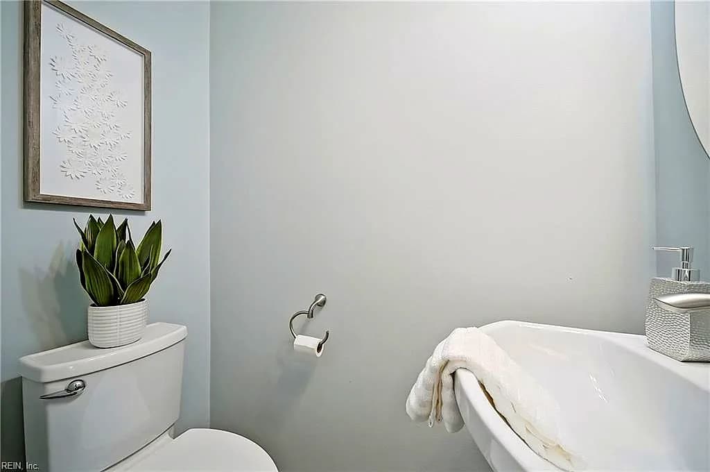 1056 Still Harbor CIR, CHESAPEAKE VA 23320 thumb 11