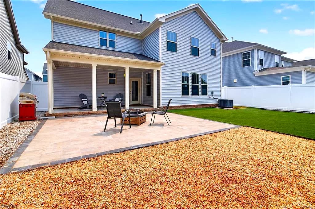 1429 Waltham LN, NEWPORT NEWS VA 23608 thumb 6