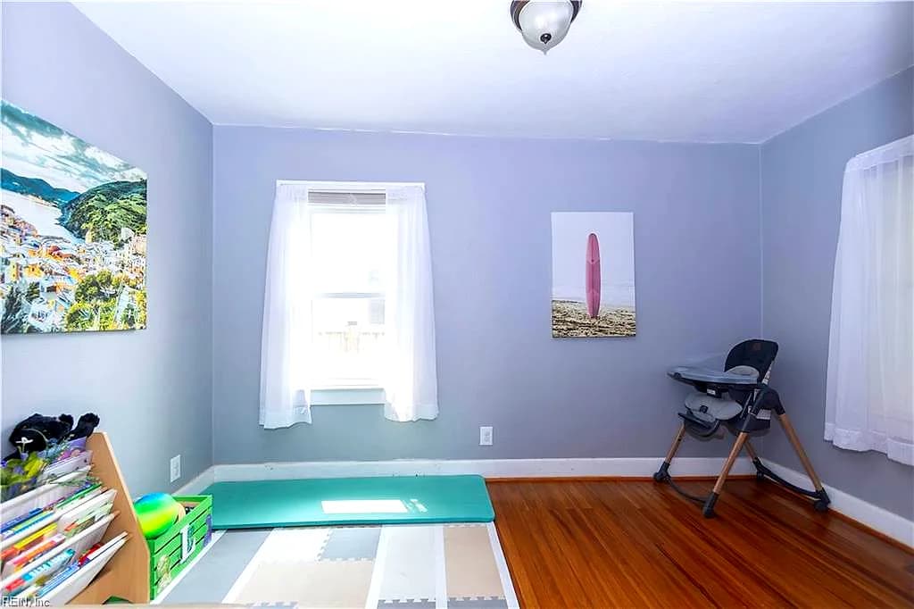 215 E Sewell AVE, HAMPTON VA 23663 thumb 9