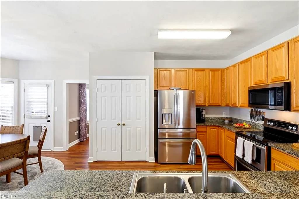806 Crosswood CT, CHESAPEAKE VA 23322 thumb 11