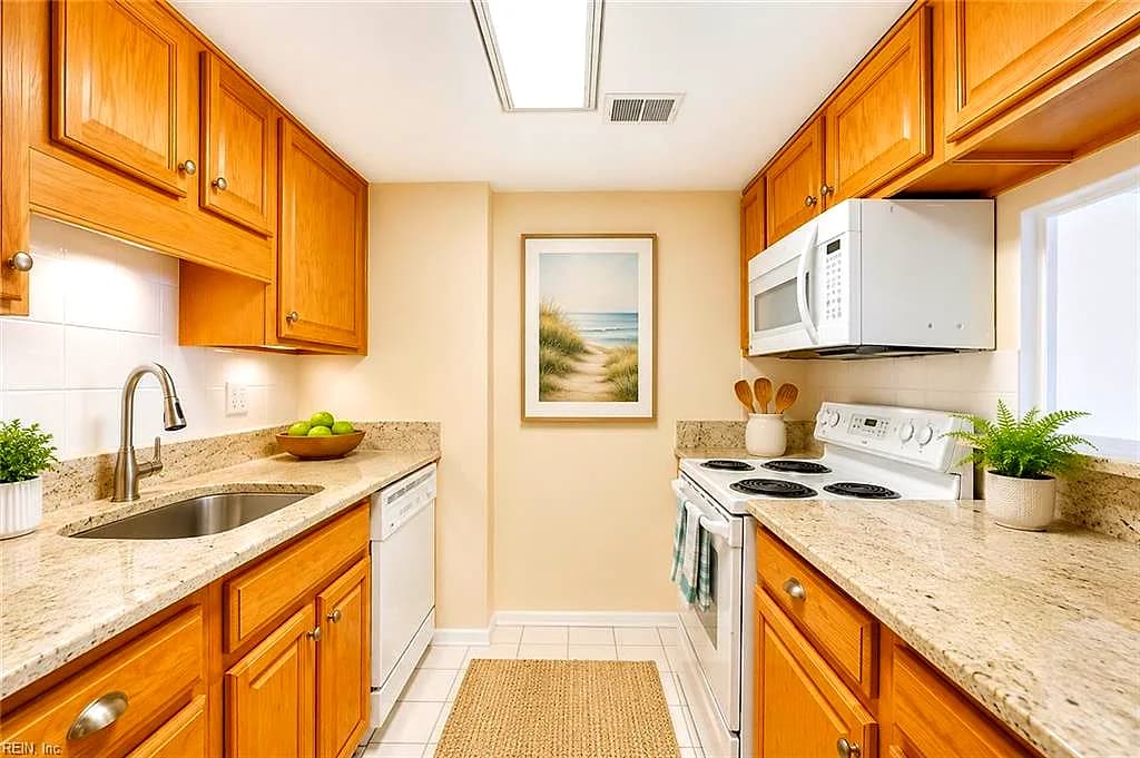 2830 Shore DR #308, VIRGINIA BEACH VA 23451 thumb 8