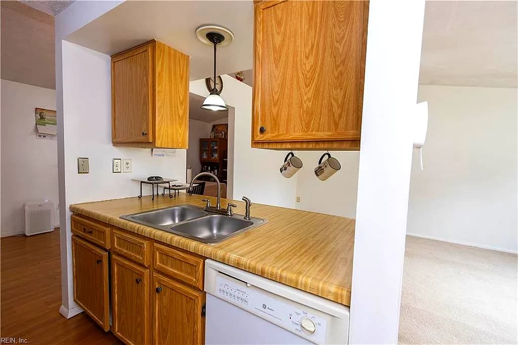 948 Fluvanna RD, NEWPORT NEWS VA 23601 thumb 9
