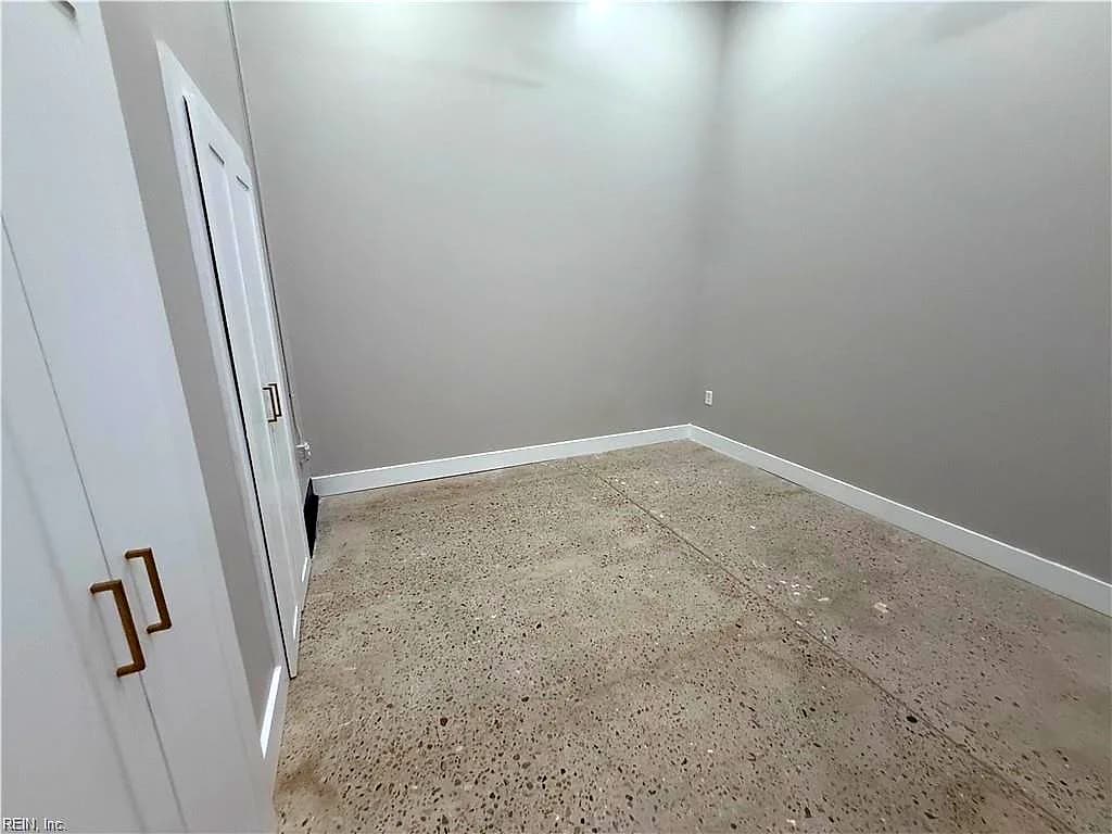 332 34th ST #204, NEWPORTNEWS VA 23607 thumb 7