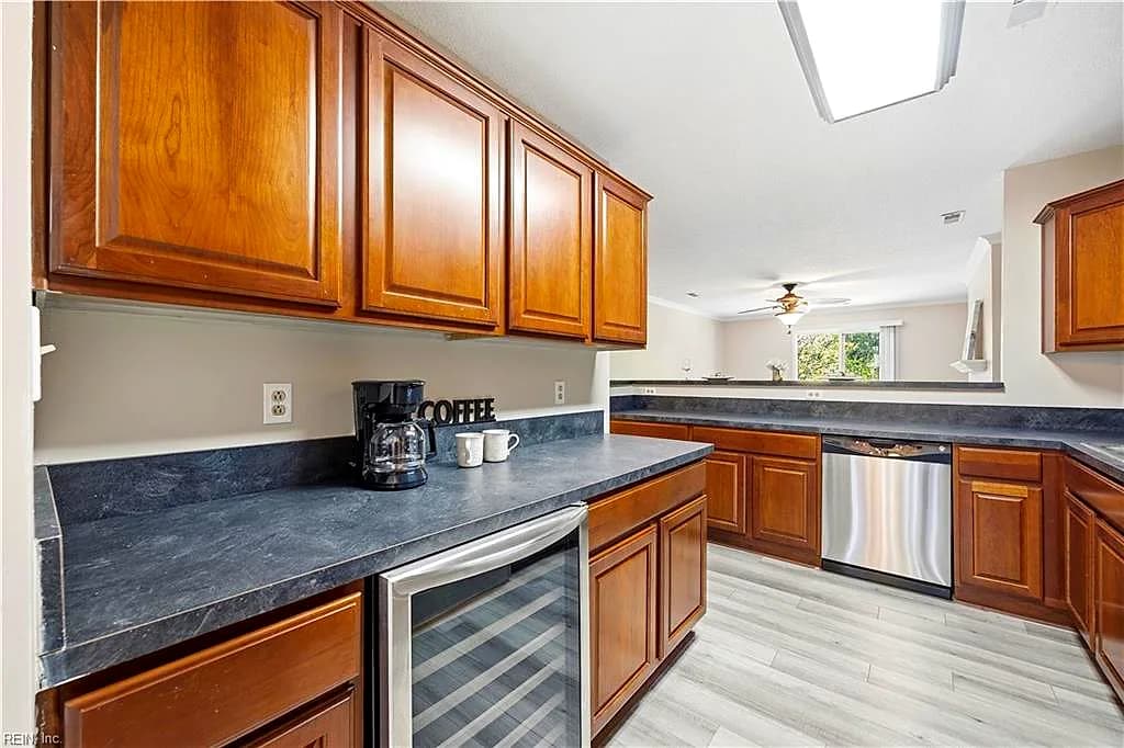 207 Westover AVE #202, NORFOLK VA 23507 - Photo 4