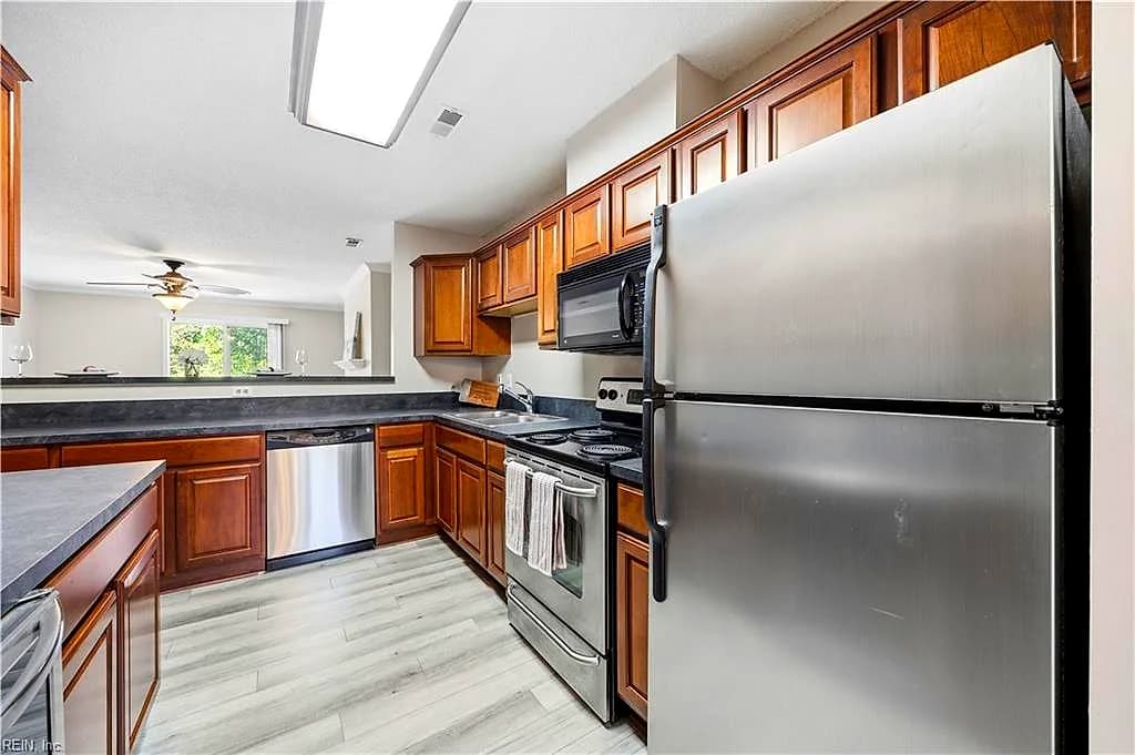 207 Westover AVE #202, NORFOLK VA 23507 - Photo 5