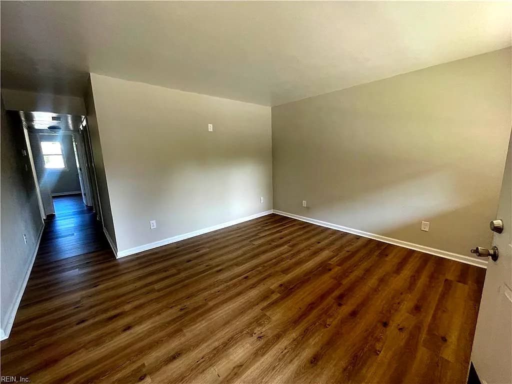 719 Marvin AVE #105, NORFOLK VA 23518 thumb 6