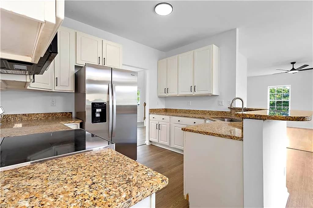 892 Daniel Maloney DR, VIRGINIABEACH VA 23464 thumb 8