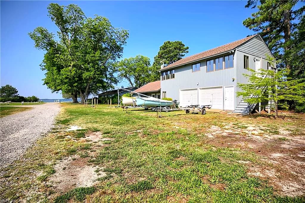5992 Ware Point RD, GLOUCESTER VA 23061 - Photo 3