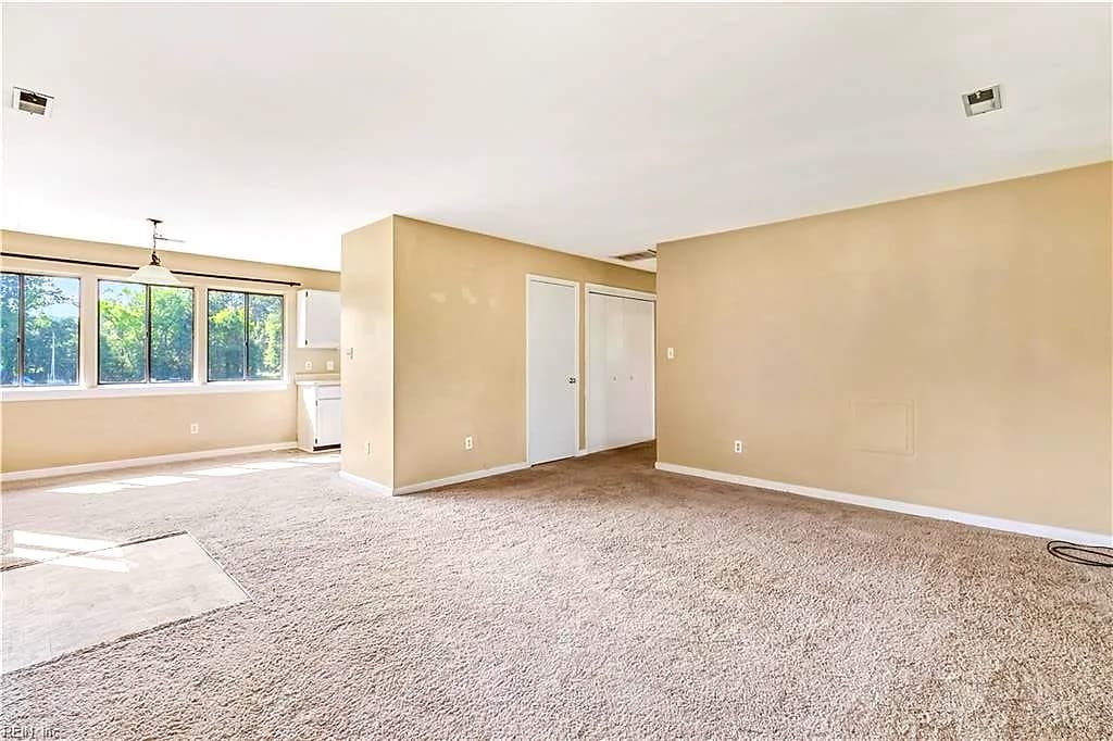 5992 Ware Point RD, GLOUCESTER VA 23061 - Photo 4
