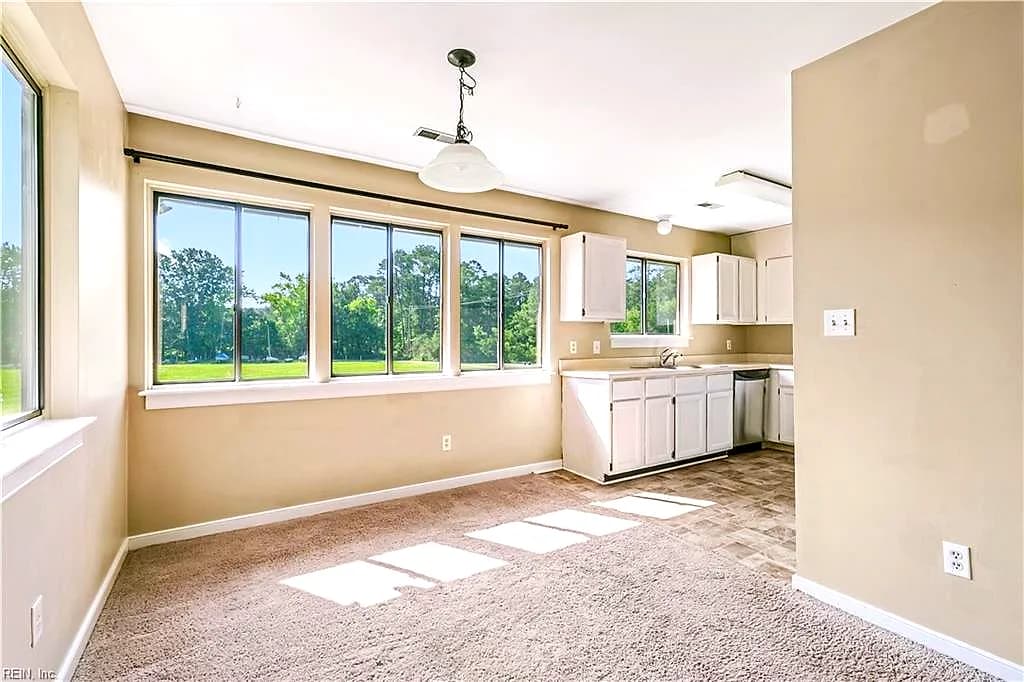 5992 Ware Point RD, GLOUCESTER VA 23061 - Photo 5