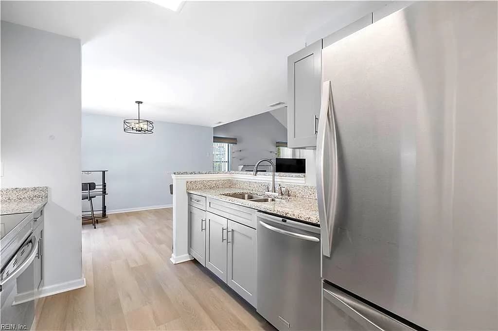 5041 Heathglen CIR, VIRGINIABEACH VA 23456 thumb 11