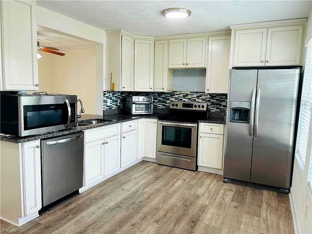 1823 Volvo Pkwy PW, CHESAPEAKE VA 23320 thumb 6