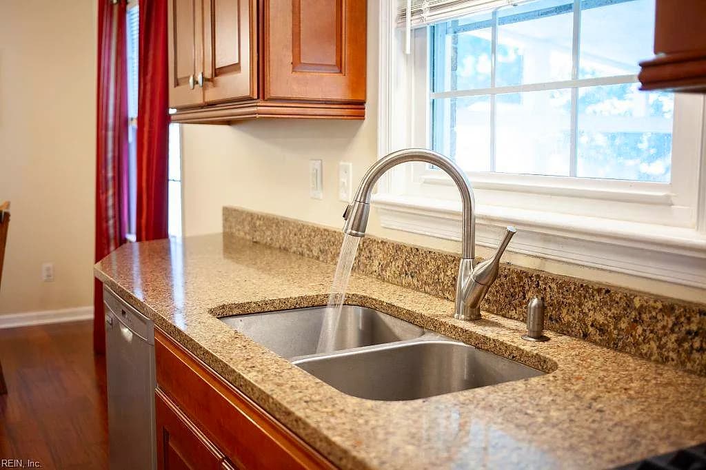 934 Moyer RD, NEWPORTNEWS VA 23608 thumb 11