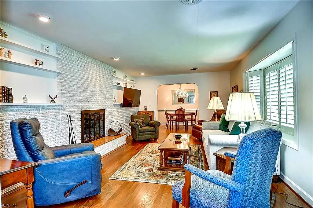 242 Lucian CT, NORFOLK VA 23502 thumb 11