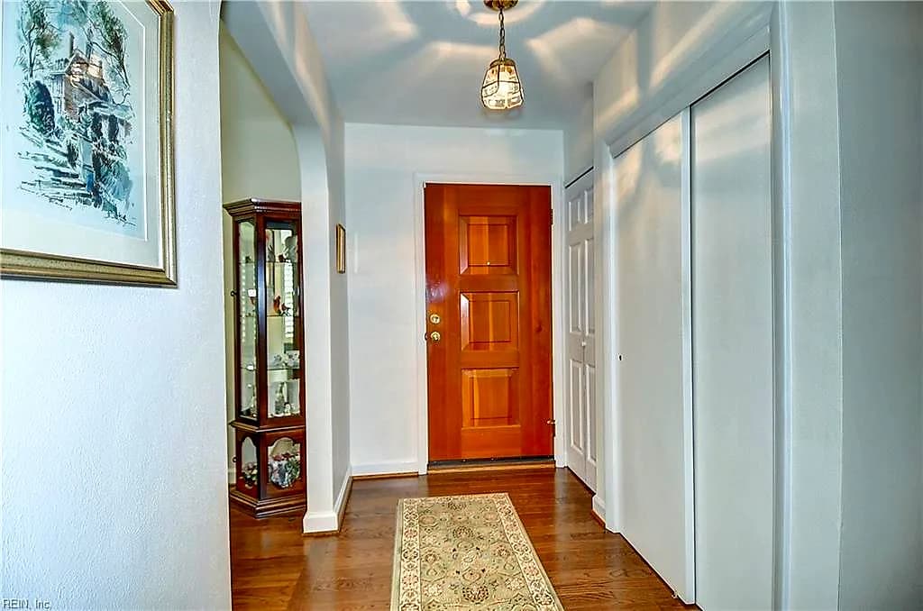 242 Lucian CT, NORFOLK VA 23502 thumb 9