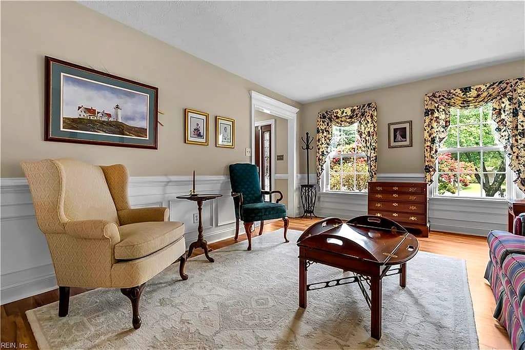 114 Van Curen CT, YORKTOWN VA 23693 thumb 10