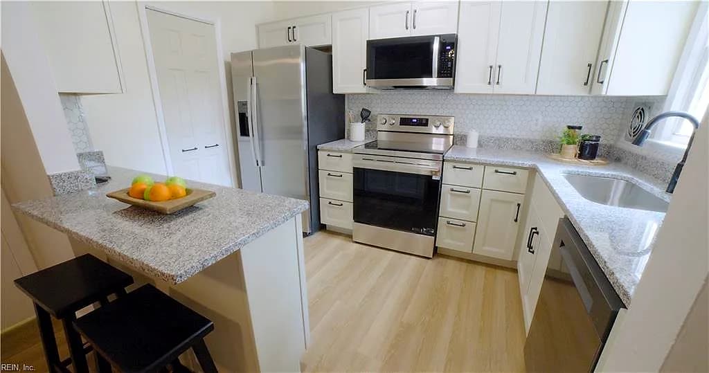 410 Savage Drive DR #E, NEWPORTNEWS VA 23602 thumb 8