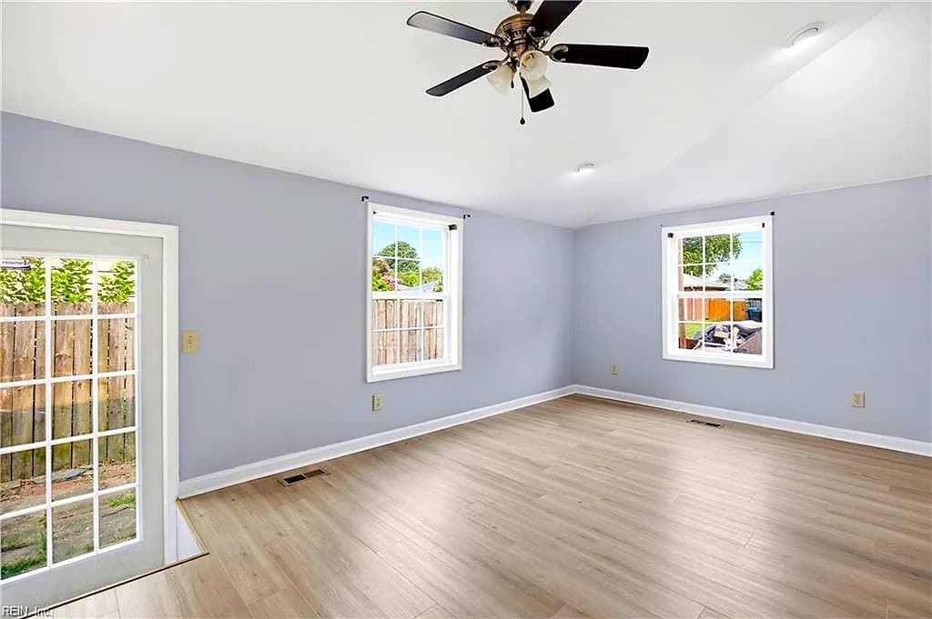 4813 Lonewillow LN, VIRGINIA BEACH VA 23455 thumb 12