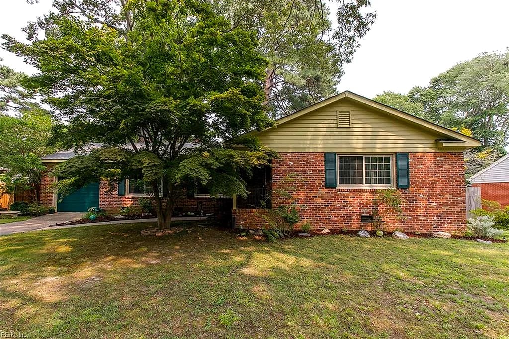 5 Barbour DR, NEWPORT NEWS VA 23606 - Main photo