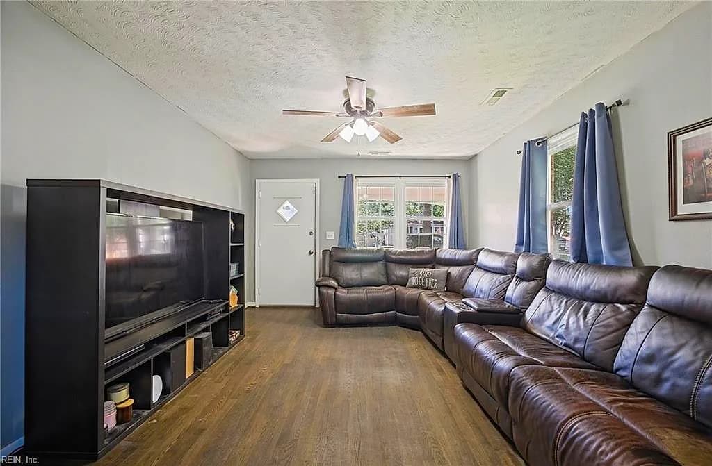 718 Osborn AVE, CHESAPEAKE VA 23325 thumb 8