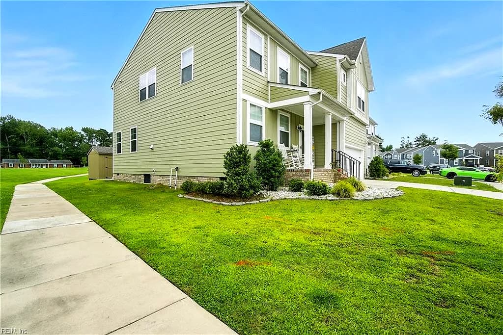 121 Meadows Landing LN, SUFFOLK VA 23434 - Photo 4
