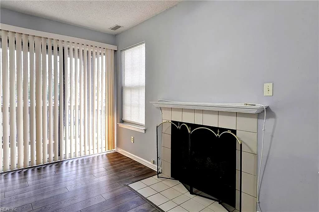 12928 Daybreak CIR, NEWPORTNEWS VA 23602 thumb 7