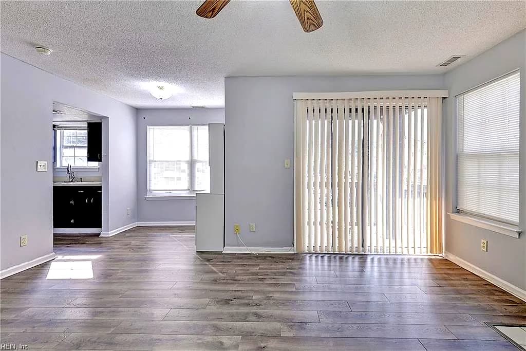 12928 Daybreak CIR, NEWPORTNEWS VA 23602 thumb 8