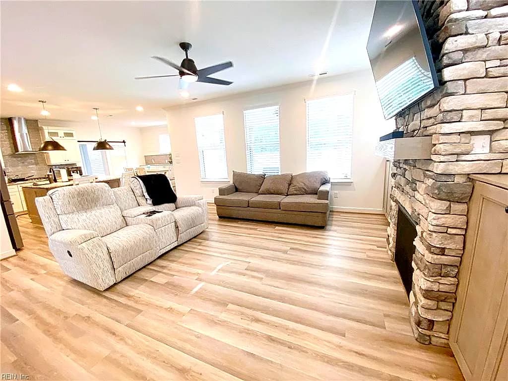 2504 Calabria Dr DR, CHESAPEAKE VA 23323 thumb 8