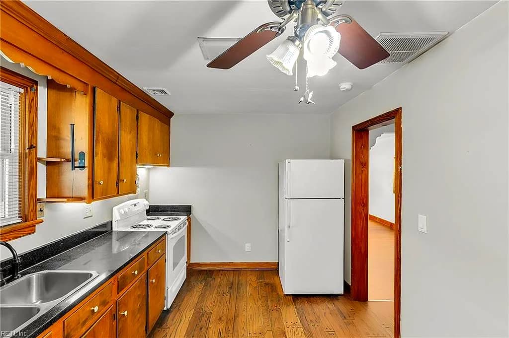 2446 Woolsey ST, NORFOLK VA 23513 thumb 10