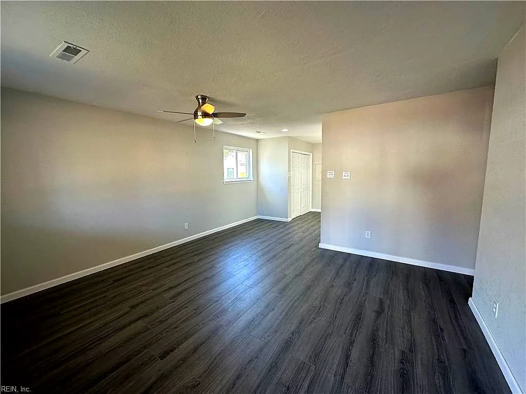 1265 W 40th ST, NORFOLK VA 23508 - Photo 5
