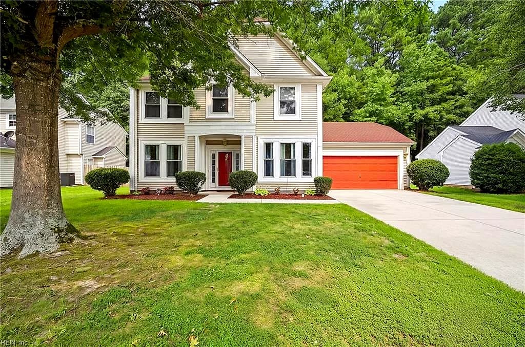 2016 Sunset Maple LN, CHESAPEAKE VA 23323 - Main photo