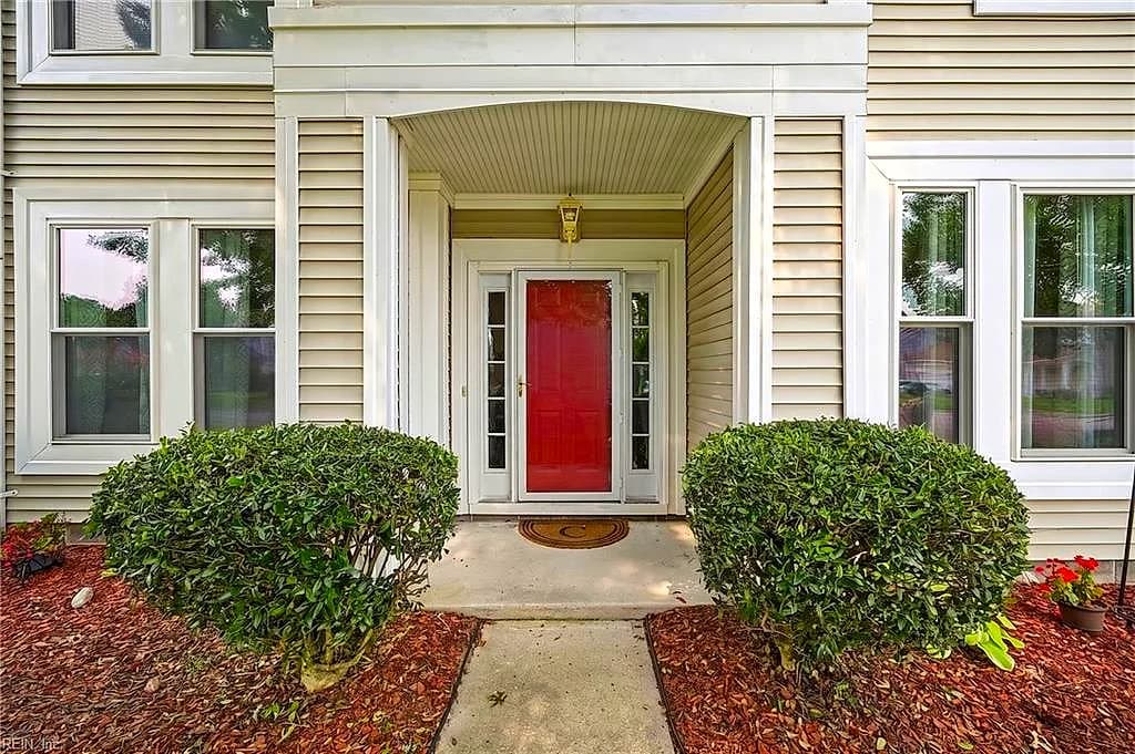 2016 Sunset Maple LN, CHESAPEAKE VA 23323 - Photo 5
