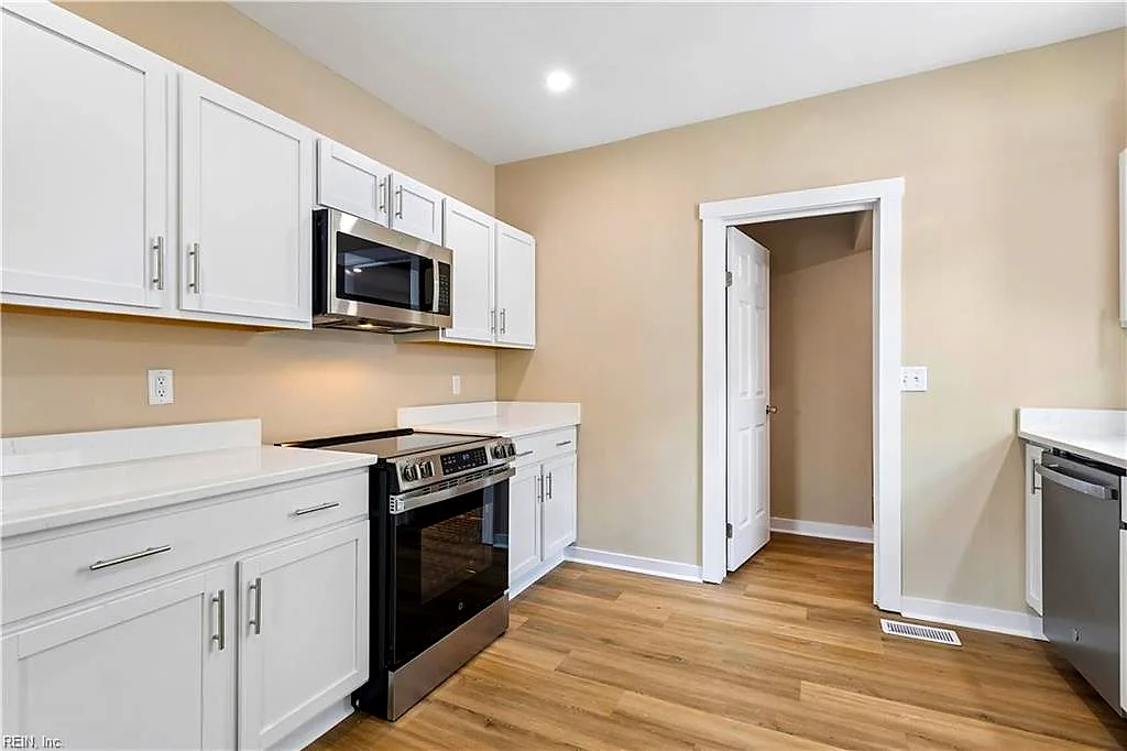 2511 Roanoke AVE, NEWPORTNEWS VA 23607 thumb 12